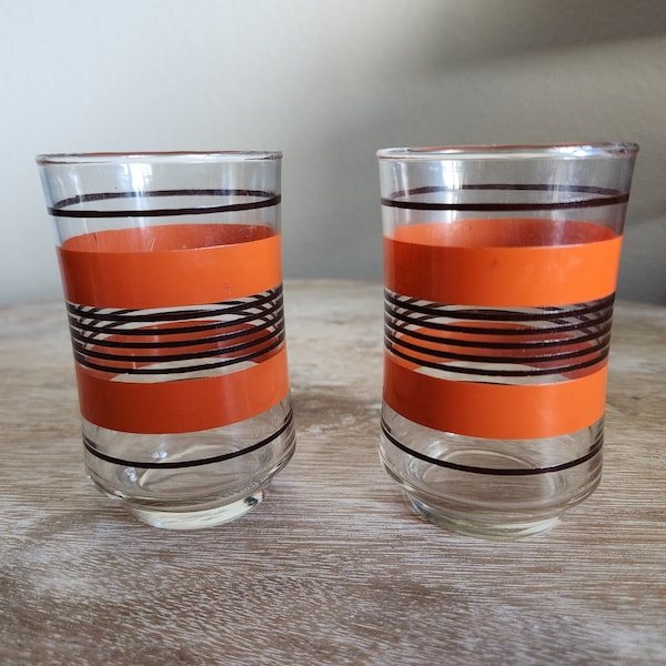 Pair of Vintage 1970s Striped Libbey Orange and Dark Brown Drinking Glasses / Vintage Halloween Color Juice Glasses