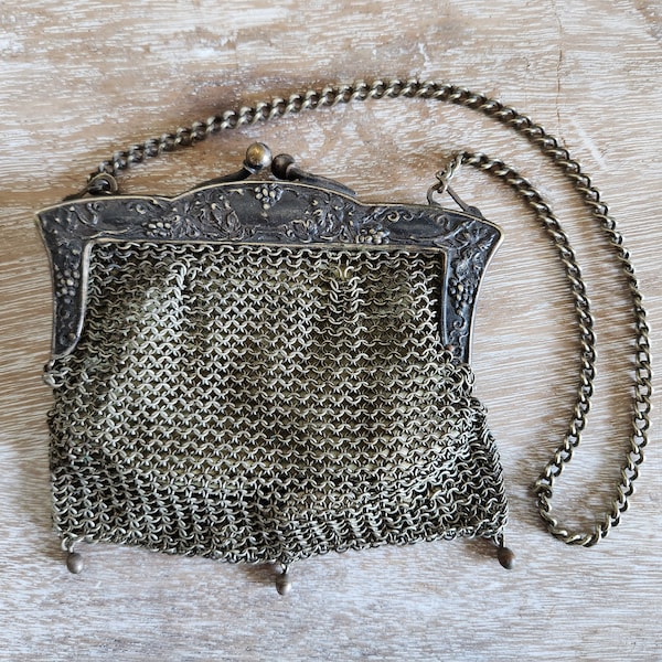 Antique German Chain Mail Silver Purse / R.G. Grape Vine Motif Metal Mesh Vintage Handbag from Germany