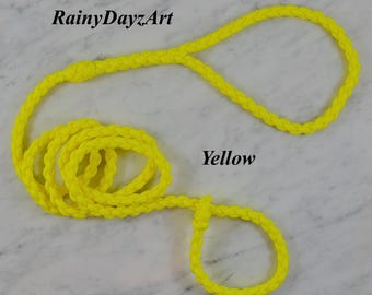 Non-Metal Paracord Slip Leash, Dog Lead, Solid Color Leash, Airport Leash, TSA Approved Lead, Paracord Dog Gear, Dog Lover Gift