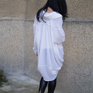 Fashion White Shirt/Handmade Extravagant Shirt/Asymmetrical Shirt/Oversized Top/Top/White Shirt/White Blouse/Casual Convertible Blouse/F1521