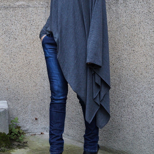 Loose Blouse/Long  Blouse/Batwing Top/Oversize Top/Extravagant Tunic/Extra Long Sleeves/One Sleeve Top/Daywear/Wide Sleeve/Grey Top/F1509