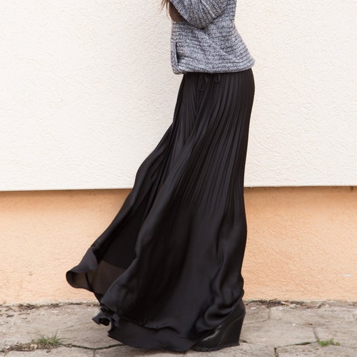Black Soleil Skirt Pants/Soleil Pants/Loose Skirt/Wide Leg Pants/Comfortable Pants Skirt/ shops Handmade Soleil/Pleated Pants/Elegant Skirt/F1546
