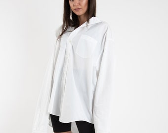 Extravagant Shirt/Oversized Shirt/Minimalist White Shirt/White Shirt/Loose Oversized shirt with pocket/Unisex White Shirt/Modern Shirt/F2406