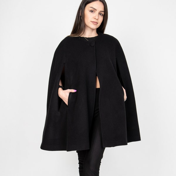 Manteau/veste de cape d’hiver noir pour femmes/veste de cape en laine/manteau de cape de mode/veste d’hiver/manteau noir/manteau noir fait à la main par FloAtelier/F2402