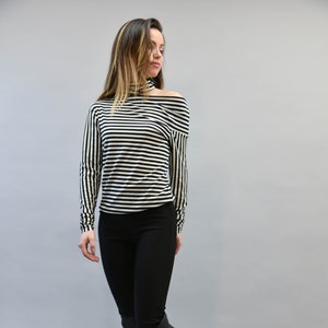 Black and white Polo/Open Shoulder Long Sleeve Polo/Women Casual Blouse/Long Sleeves Top/Casual Cotton Shirt/High Neck Black and White/F2210