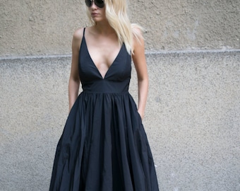 Taffeta Dress/Evening Dress/Long Dress/Straps Dress/Prom Dress /Black Gown/Romantic Dress/Open Back Dress/Strappy Dress/Crossed Straps/F1617