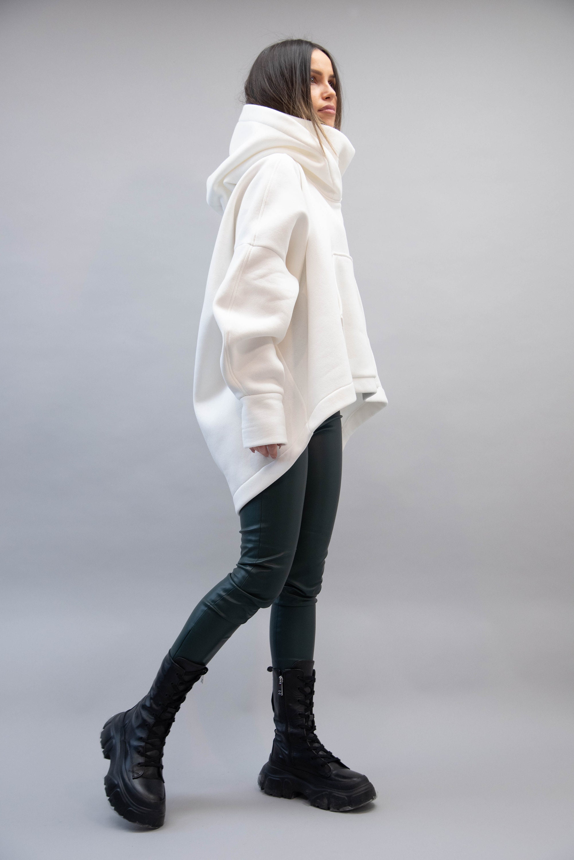 High Neck Hooded Sweatshirt/white 
