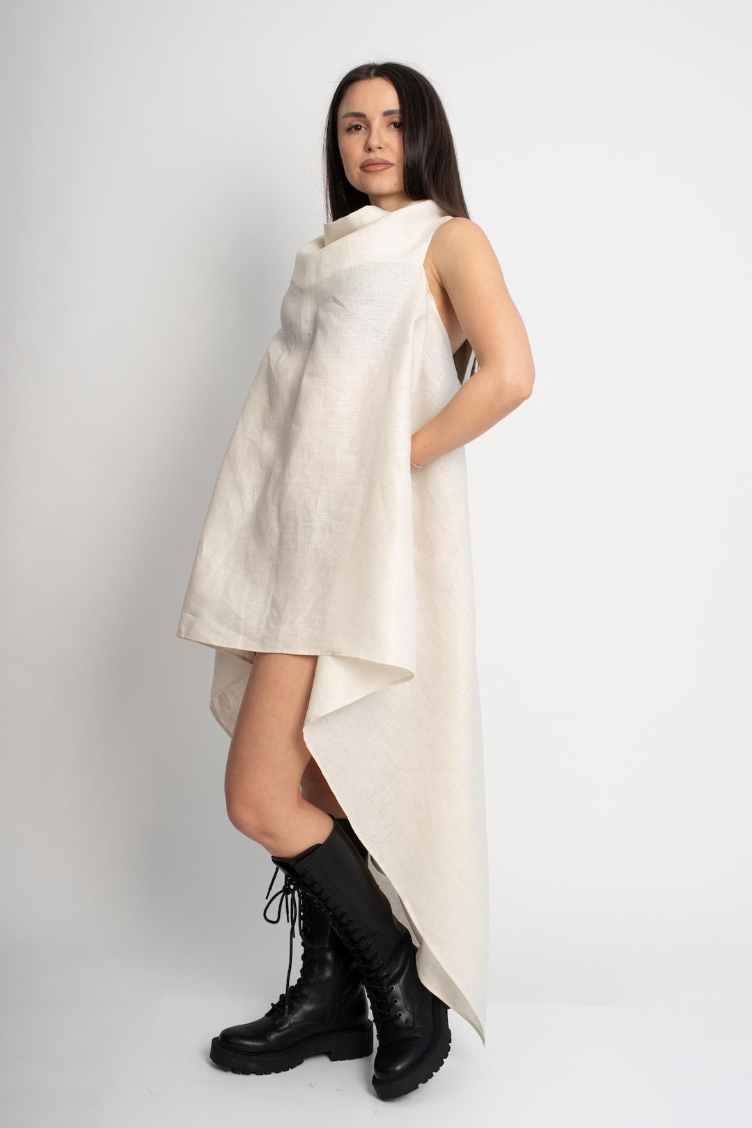 Linen Solid Poised Tunic with Tapered Leg Trousers Co-ord Set