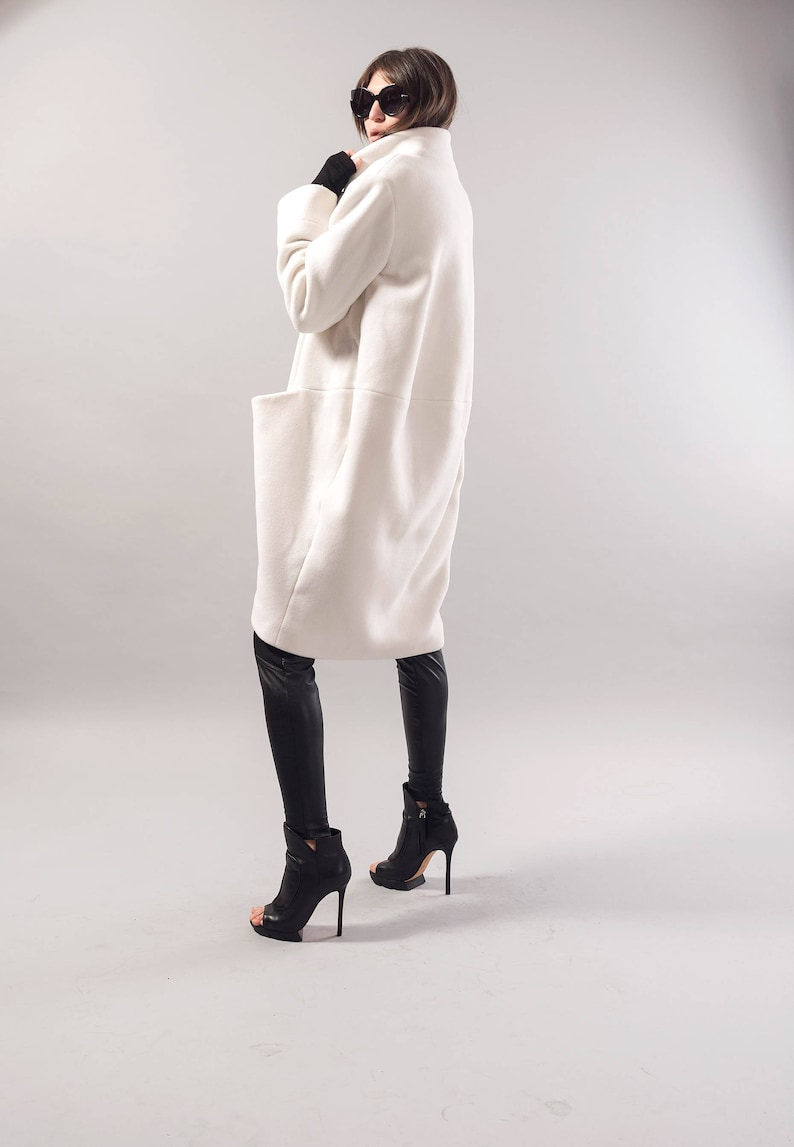 Straight Coat/Off White Coat/Wool Cashmere Coat/Winter Coat/Oversize Coat/Unstructured Coat/Asymmetrical Coat/Extravagant Coat/F1731 image 1