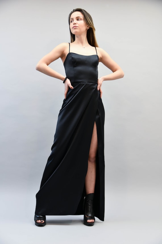 Black Pleated Maxi Dress – Styched Fashion