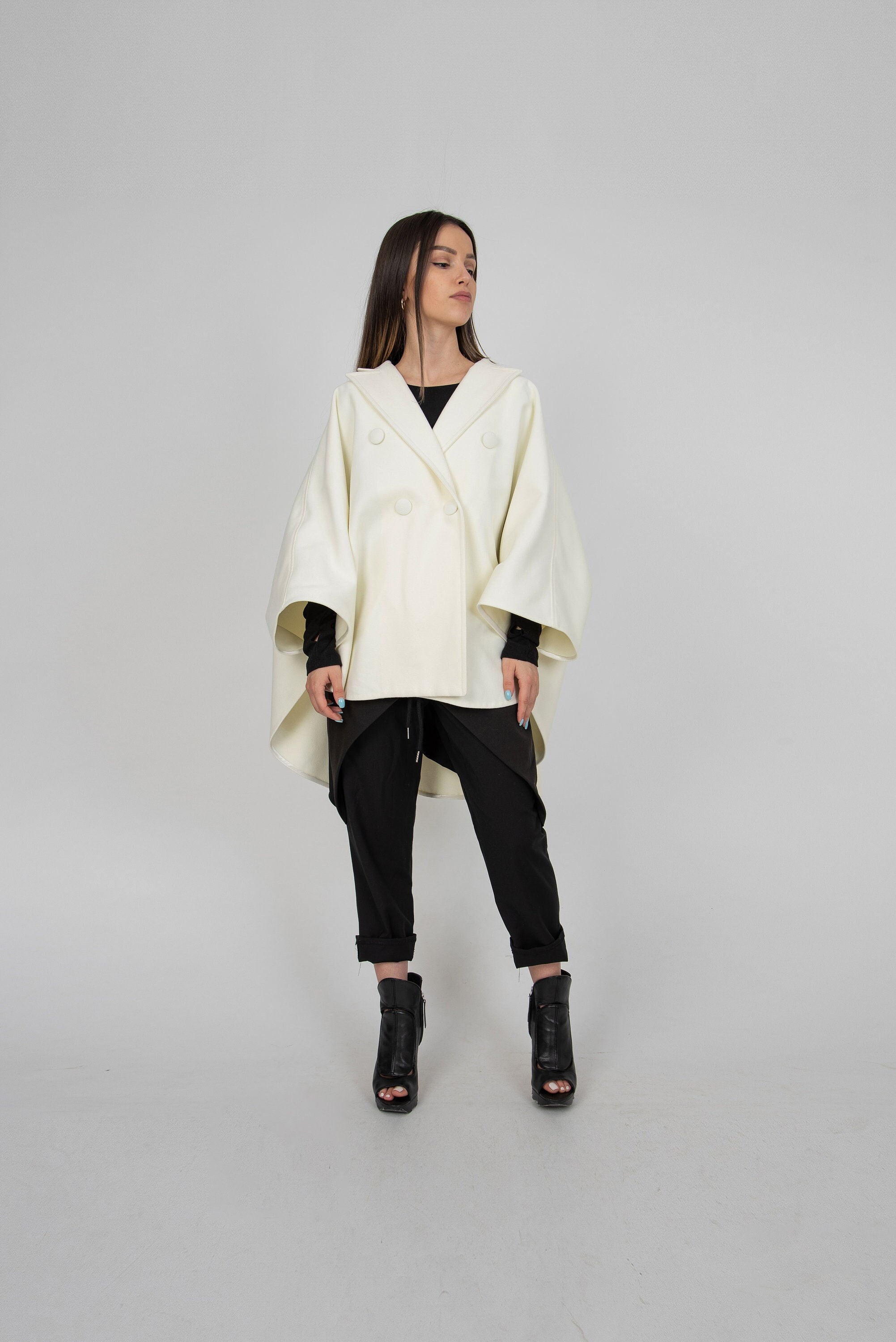 ジャケット・アウター ANATOMICA CAPE OFF WHITE ORGANIC WOOL ジャケット・アウター ANATOMICA CAPE OFF WHITE ORGANIC WOOL