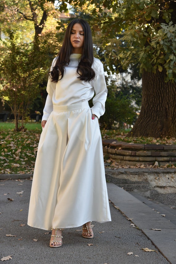 White skirt canada top