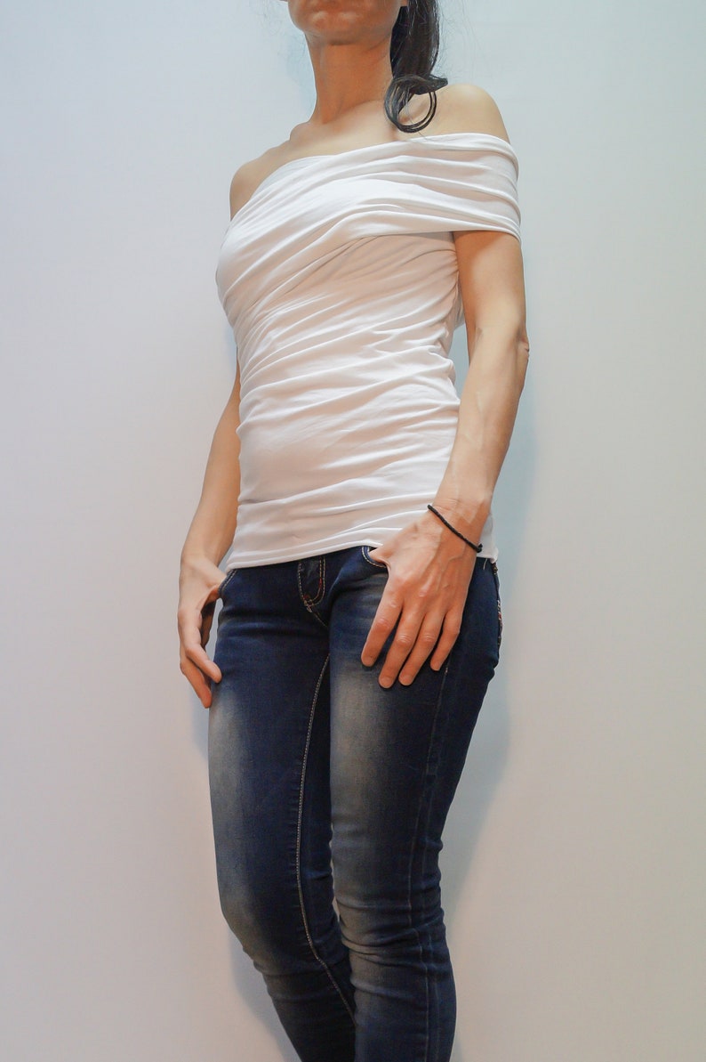 White Woman Blouse/Sexy Top/White Shirt/Jersey Slim Shirt/Top With Open Shoulders/Blue Top/White Casual Tunic/Handmade White Top/Top/F1451 immagine 4