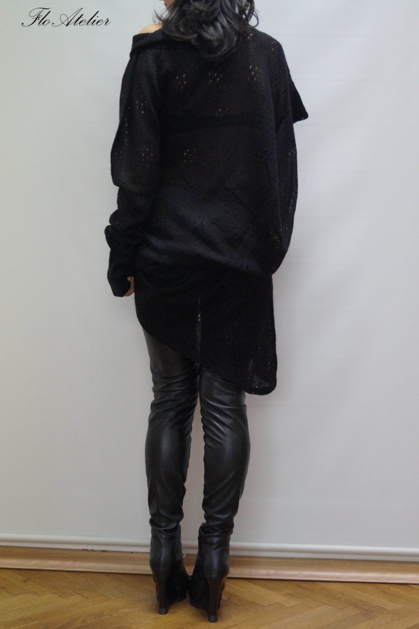 Asymmetrical Cutout Shoulder Knitted Sweater - Black