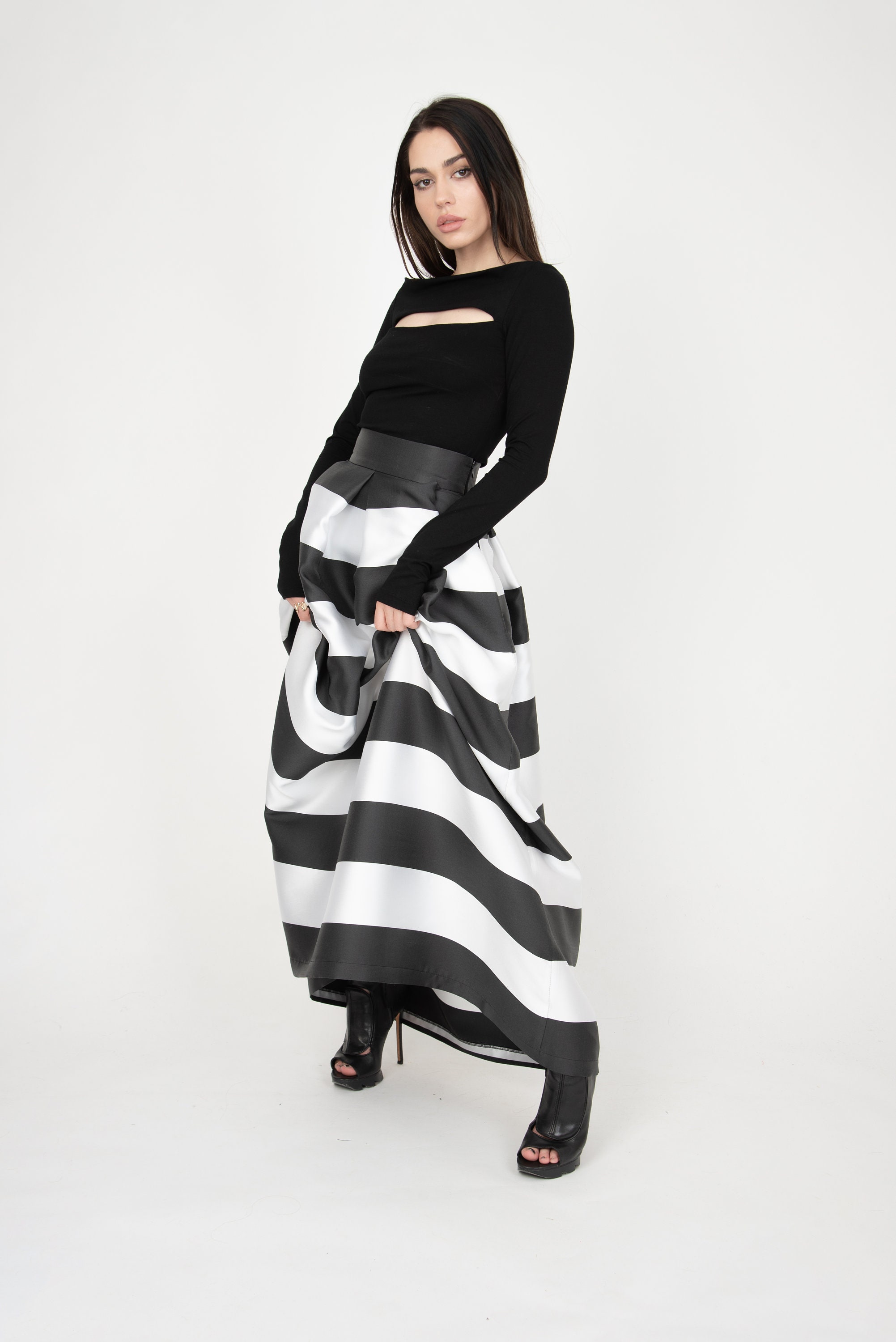 Black and white cheap striped high low skirt