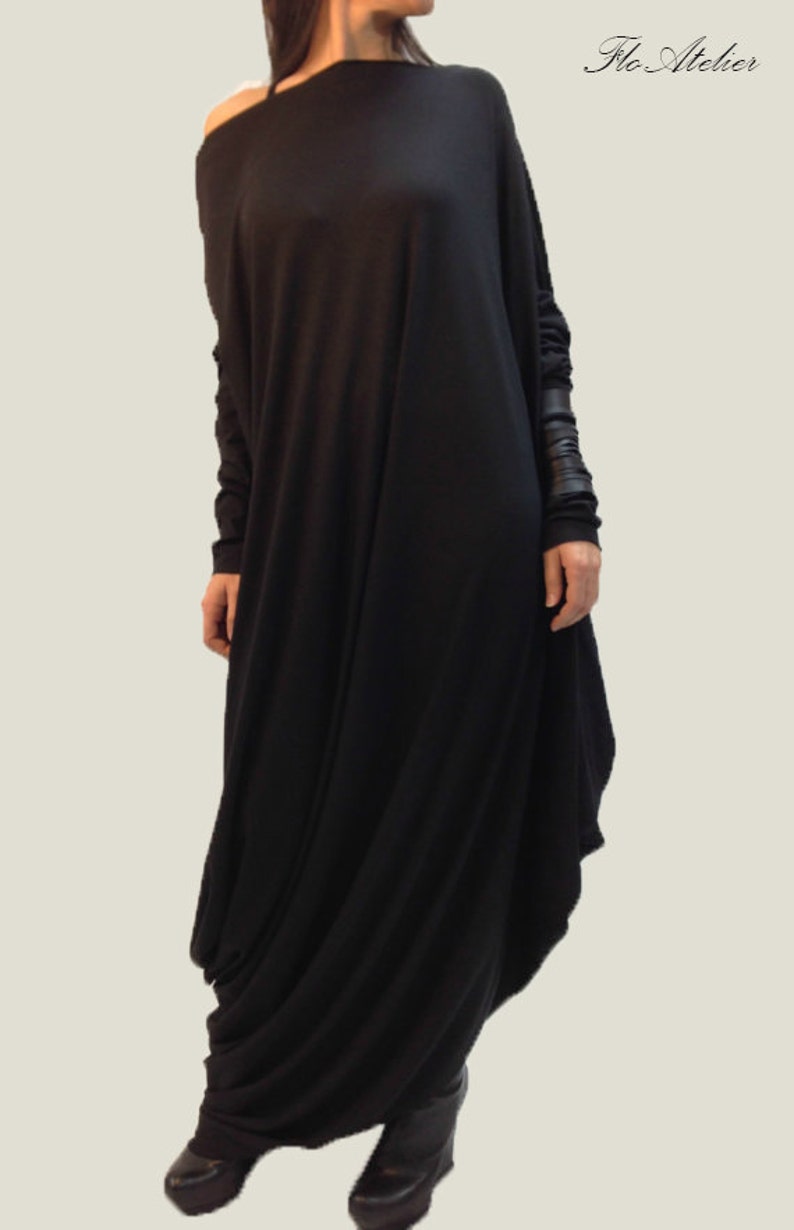 Tunique asymétrique noire / Kaftan à manches longues fait à la main / Robe surdimensionnée noire / Robe de maternité faite à la main / Robe de mode noire / Kaftan noir / F1030 image 2