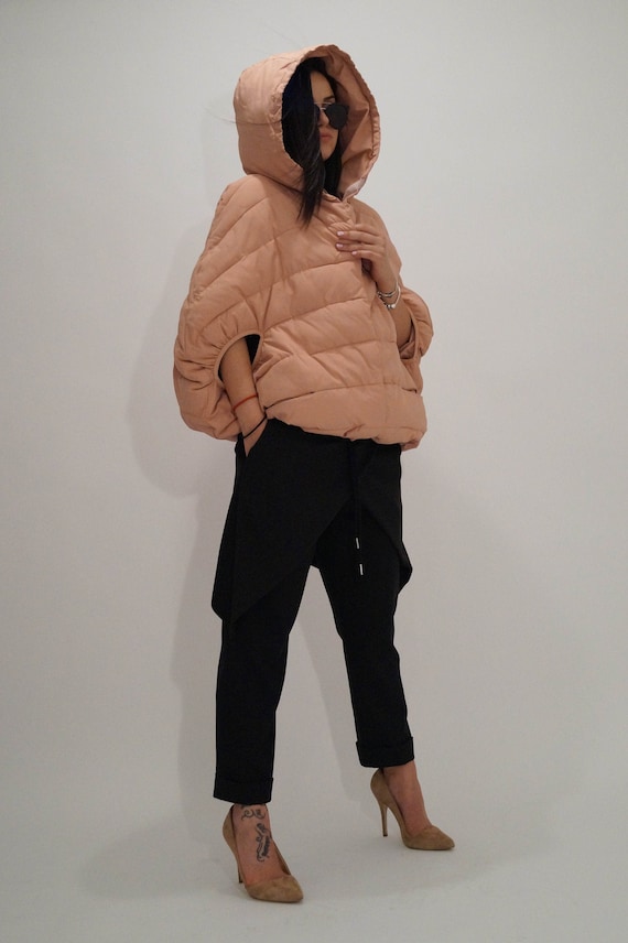 Nude hooded puffer jacket 2025