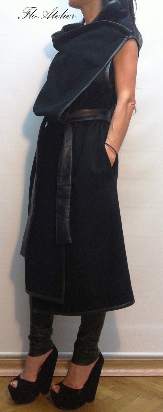 Cashmere Wool Blend Vest - Black Sleeveless Coat with Vegan Leather Belt