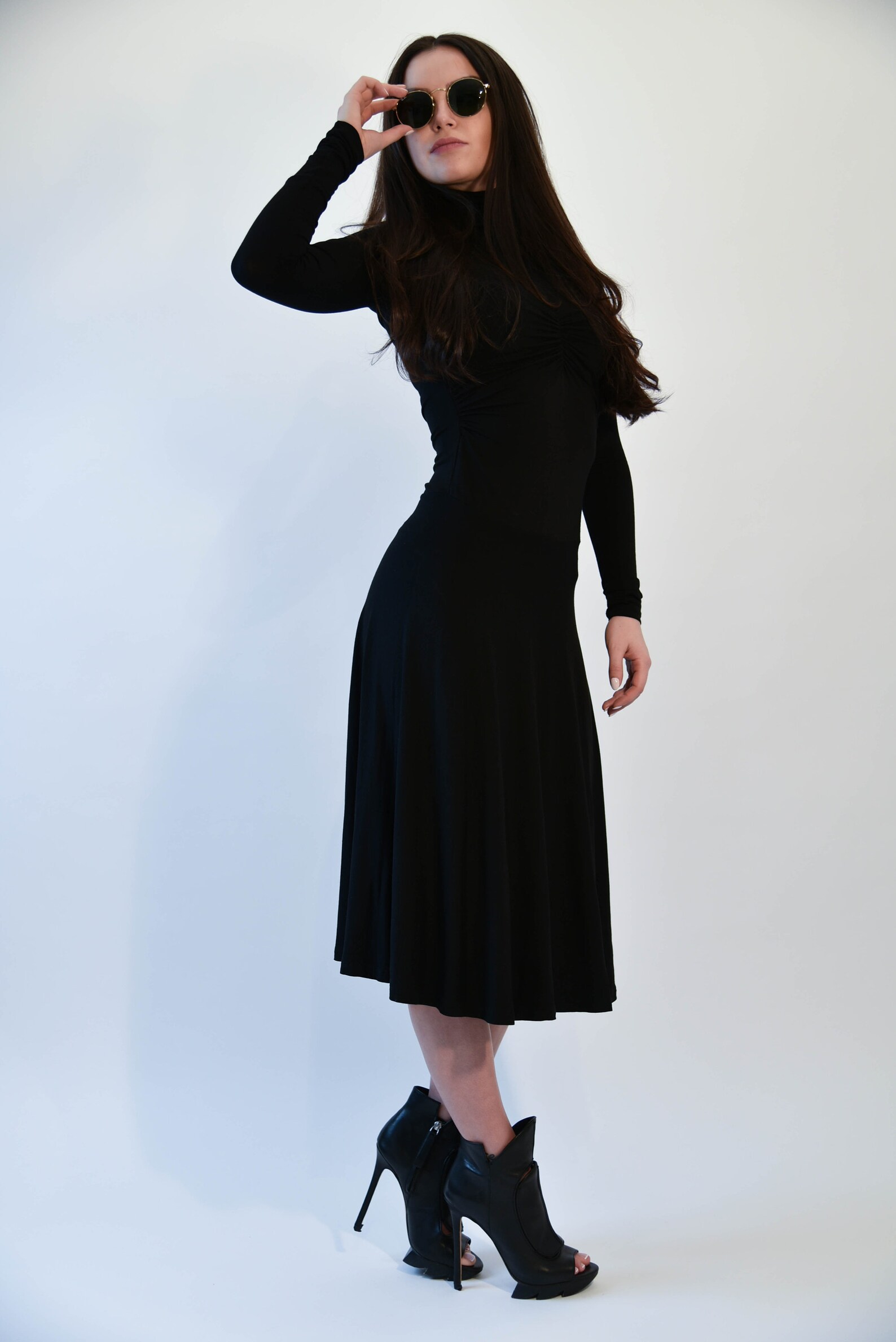 Essential Long Sleeve Midi Dress