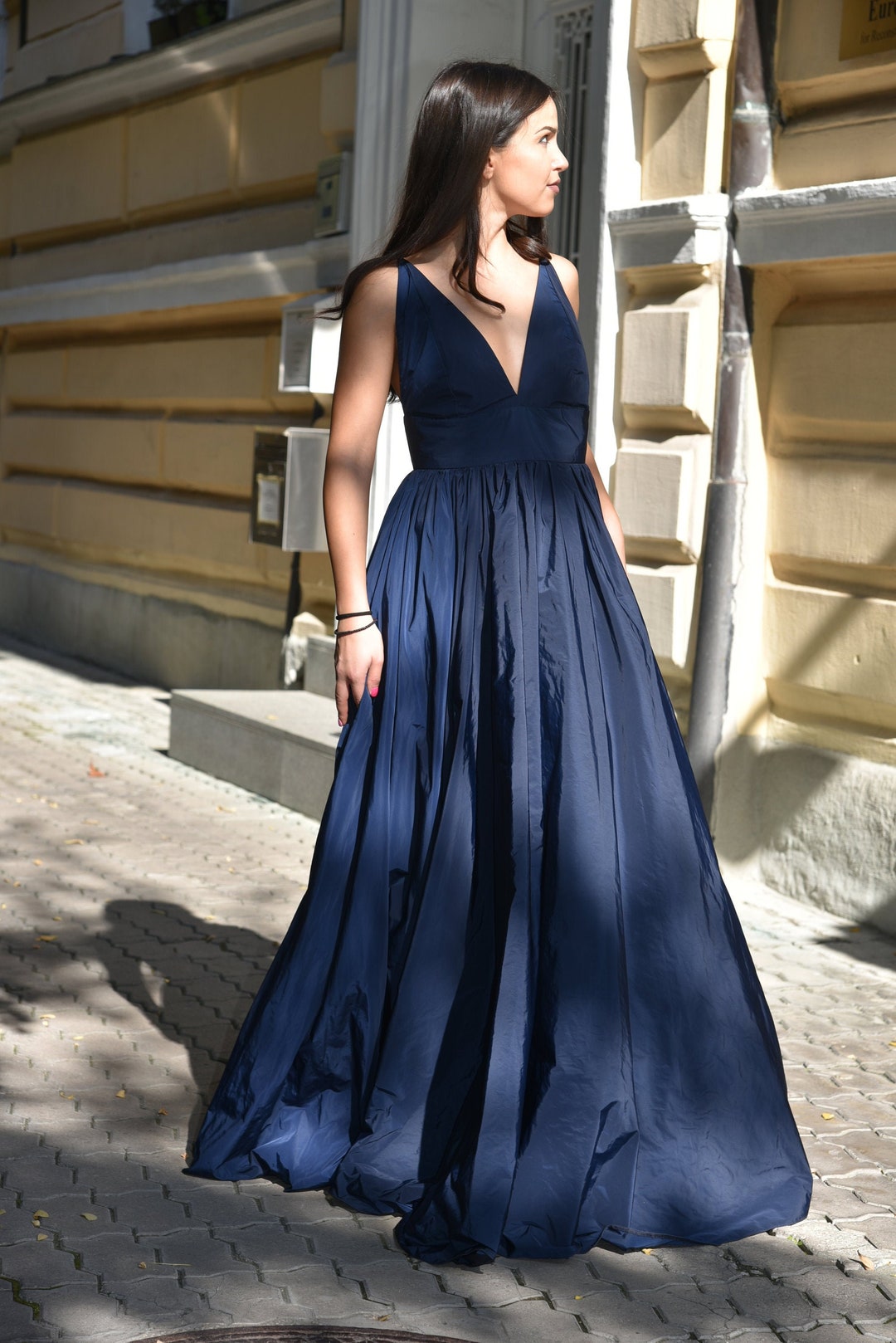 green emerald velvet dress A Line Taffeta Split Black Long Prom Dress with Pockets PSK368 US10 / Custom Color main image 0