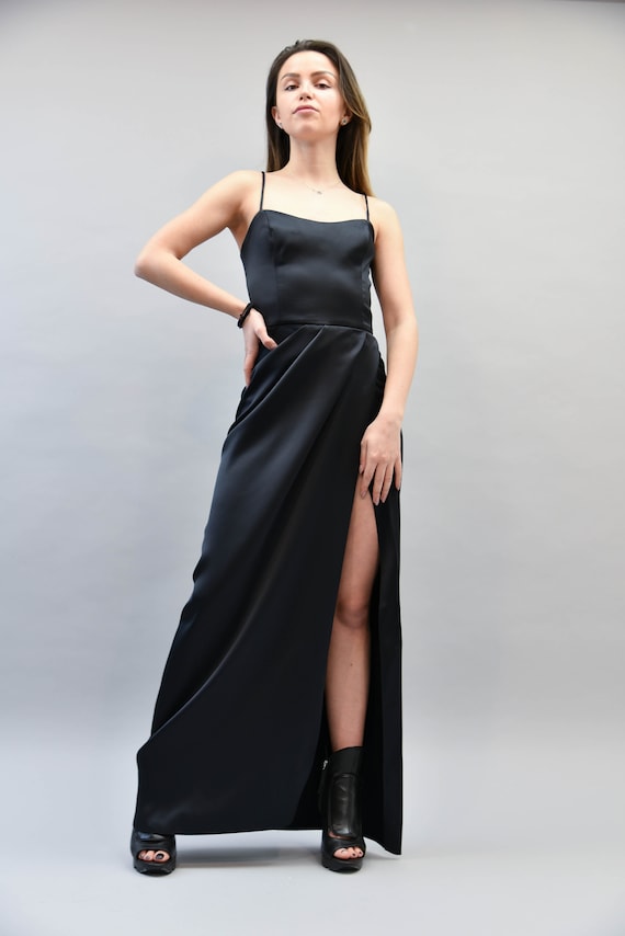 Katya Cupped Satin Maxi Dress - Black - MESHKI U.S