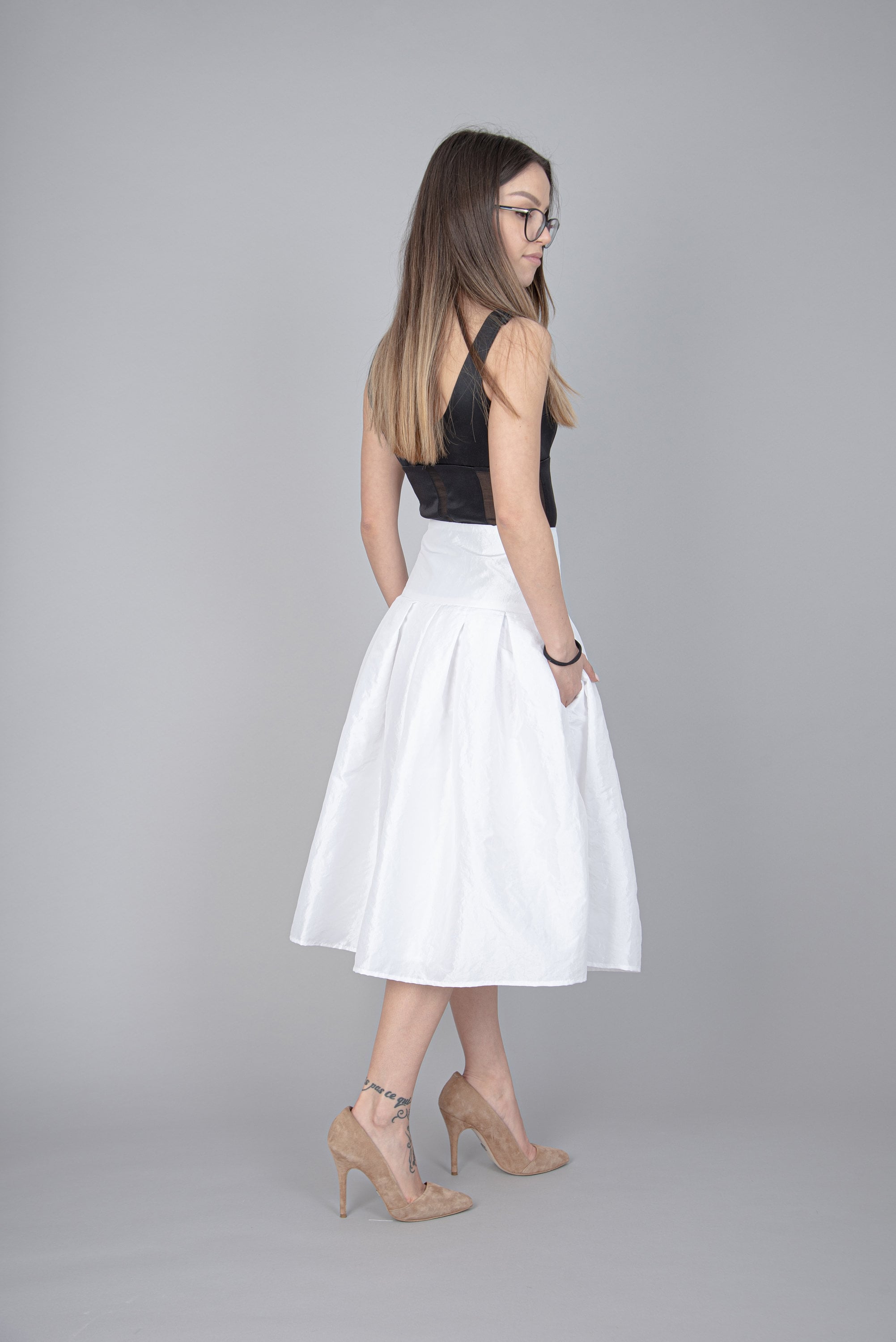White flowy knee length skirt cheap