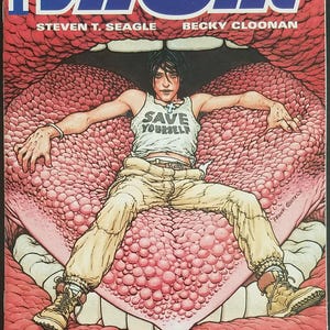 Könnte beinhalten: Comic-Cover für "American Virgin" mit einer Person in einem weißen Tanktop, Text "Save Yourself", die in einem großen, rosa, strukturierten Mund sitzt. Der Titel ist in Blau und Weiß, mit den Namen Steven T. Seagle und Becky Cloonan.