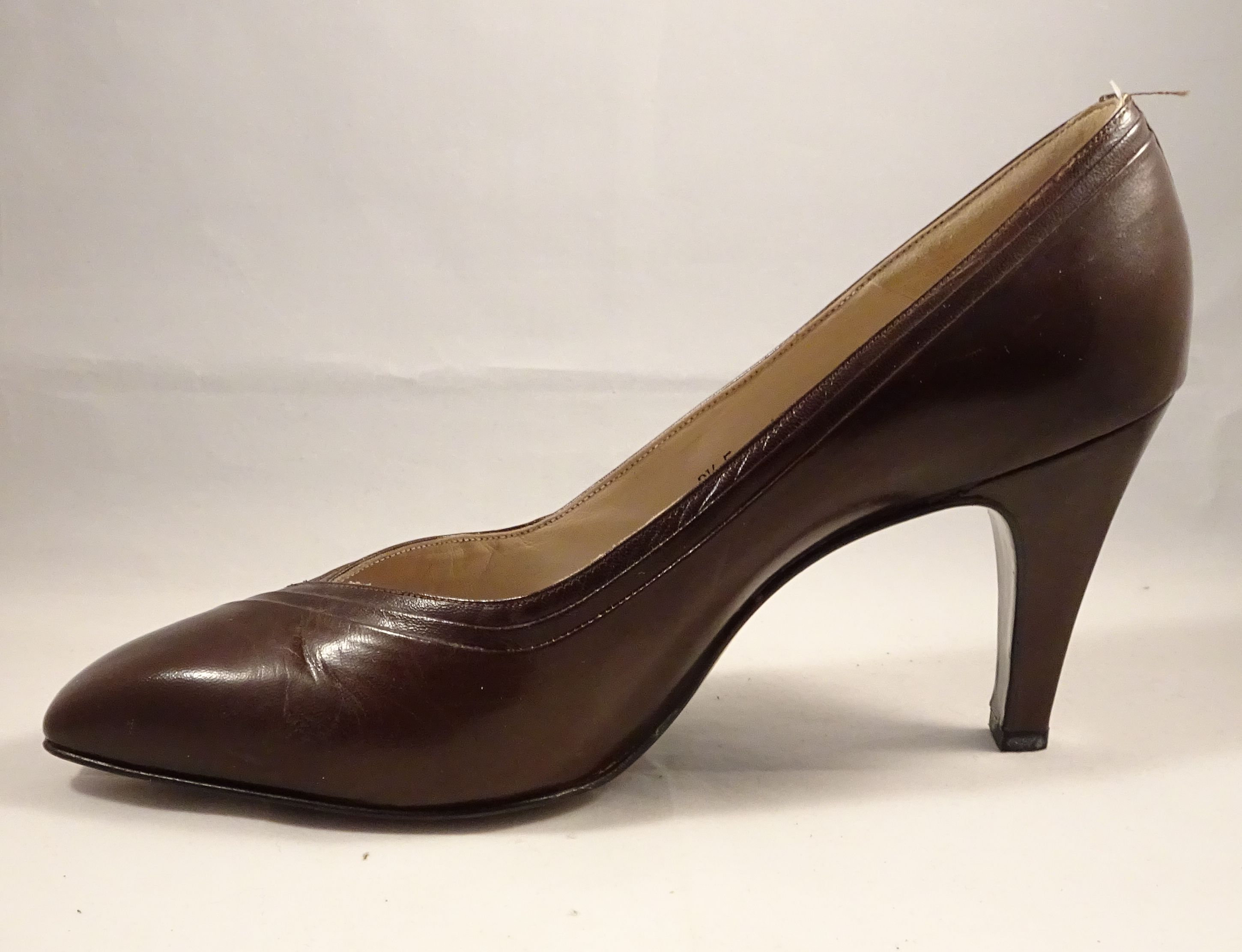 1970-80s Elegant Dark Brown High Heel Leather Pumps by Bally - Etsy