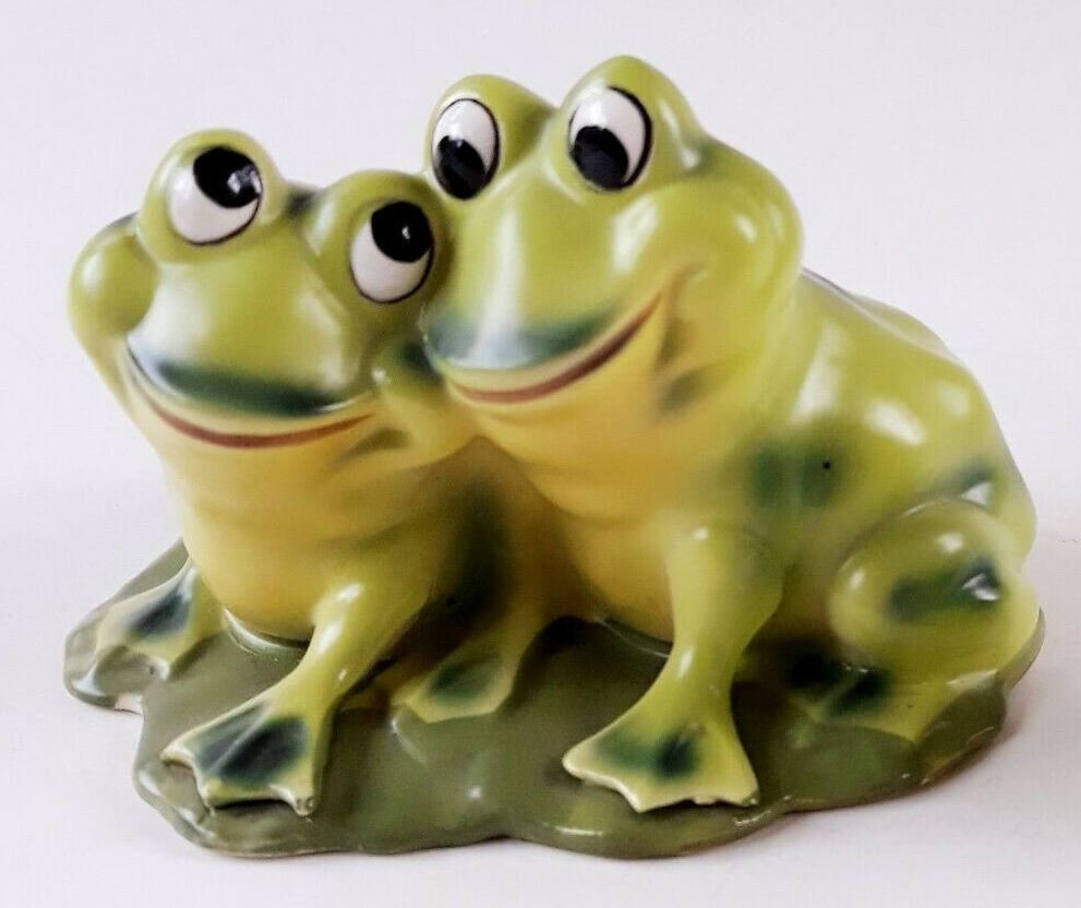 Vintage Porcelain Josef Originals Frogs Figurine on Lily pad Etsy