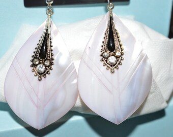 Beautiful Vintage Soft Purple Mother of Pearl, Black Enamel and Rhinestone Oval Earrings (1017169)