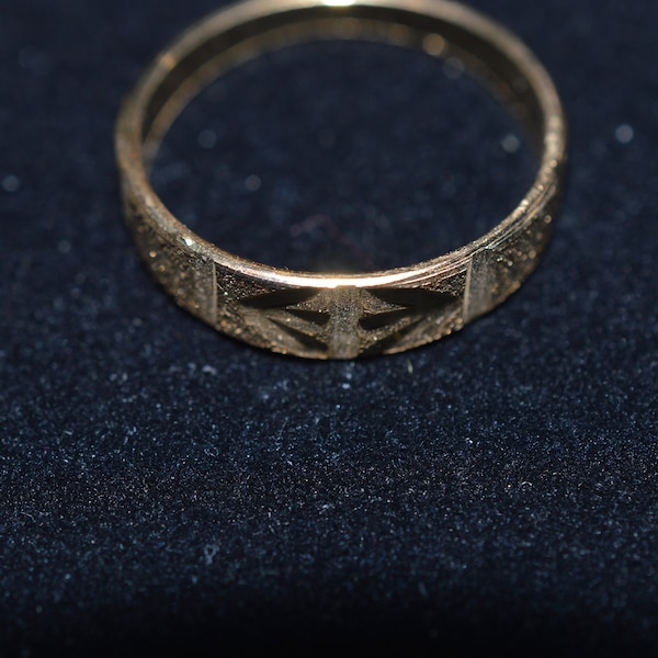 Vintage Vermeil Gold Band ring. (1077531) Z2-1-01