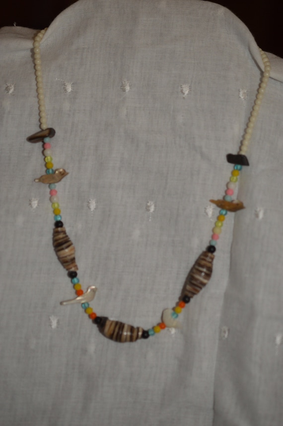 Vintage Bird Fetish, Bead and Heishi Necklace. (10