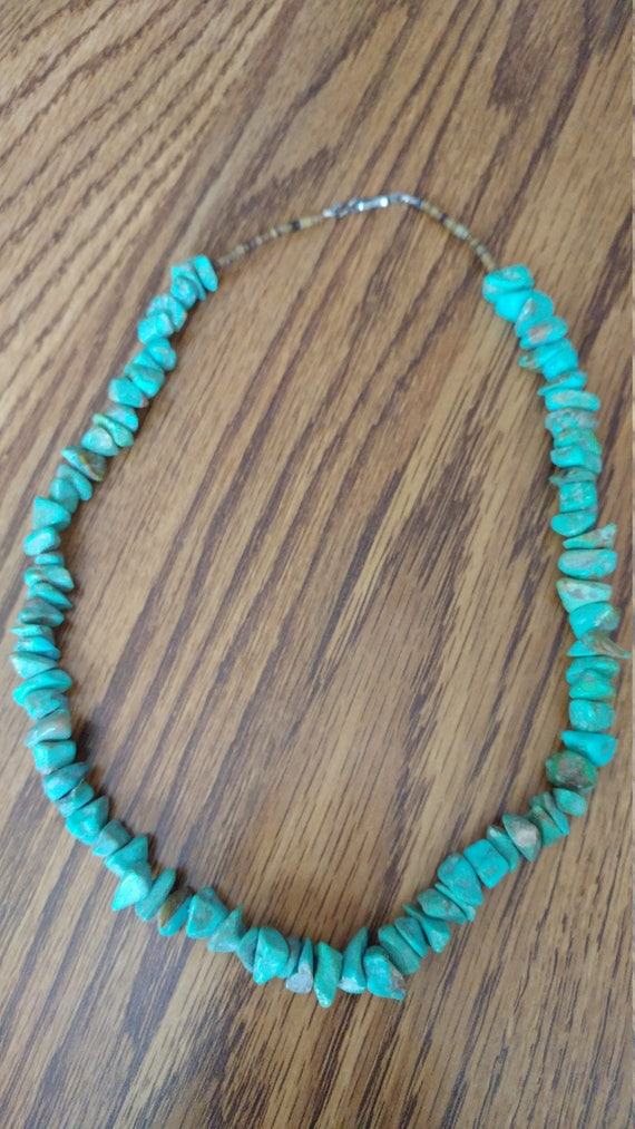 Beautiful Vintage Natural Mexican Turquoise Chip b