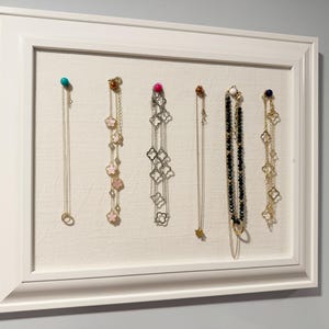Hanging Necklace Jewelry Organizer Wall Display White Framed CORK BOARD Modern Holder Hanger Jewelry Storage Fabric Stand Bulletin Board