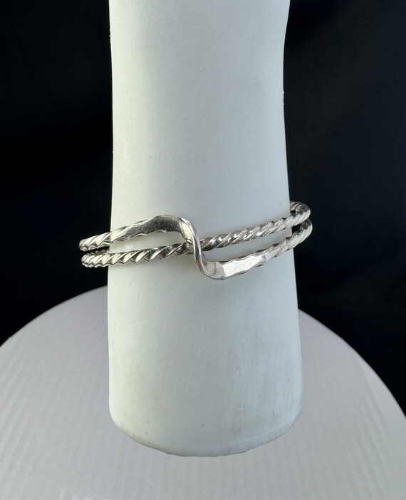 Sterling Silver Cuff/Bangle: Abstract, minimalist… - image 4