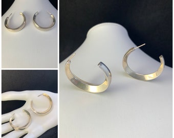 Silver hoop Earrings:  Vintage 3-D, Art Deco, sixties sterling silver half hoop earrings light patina remaining of 1.75 inch diameter. 11865