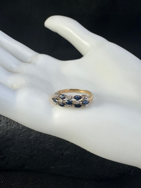 10 Karat Gold ring with deep blue Sapphires and s… - image 1