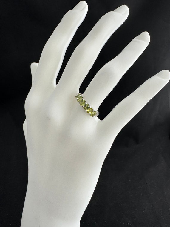 Sterling Silver and Peridot Ring: Five brilliant … - image 3