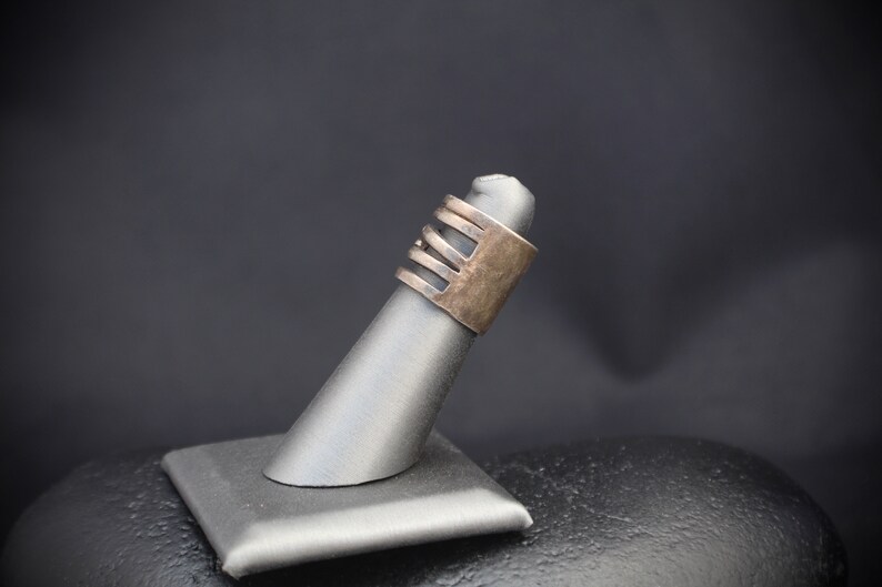goth sterling silver heavy patina size 5 ring with A-symmetrical bands rustic in tube shape and stamped 925 Steampunk 11045