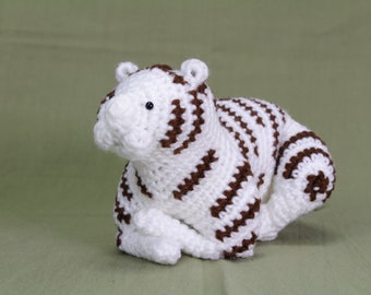 White tiger amigurumi pattern | Japanese Zodiac 2022, Bengal tiger, seamless, realistic crocheted toy, Felidae, downloadable PDF