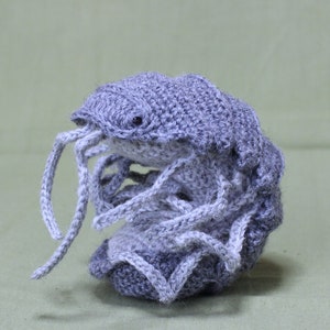 Isopod amigurumi pattern | Roly poly, pill bug, crochet pattern, realistic,
