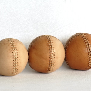 Pelotas de cuero de malabares estilo vintage