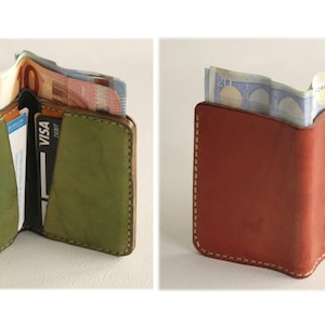 Cartera de cuero de colores para tarjetas y billetes. Unisex