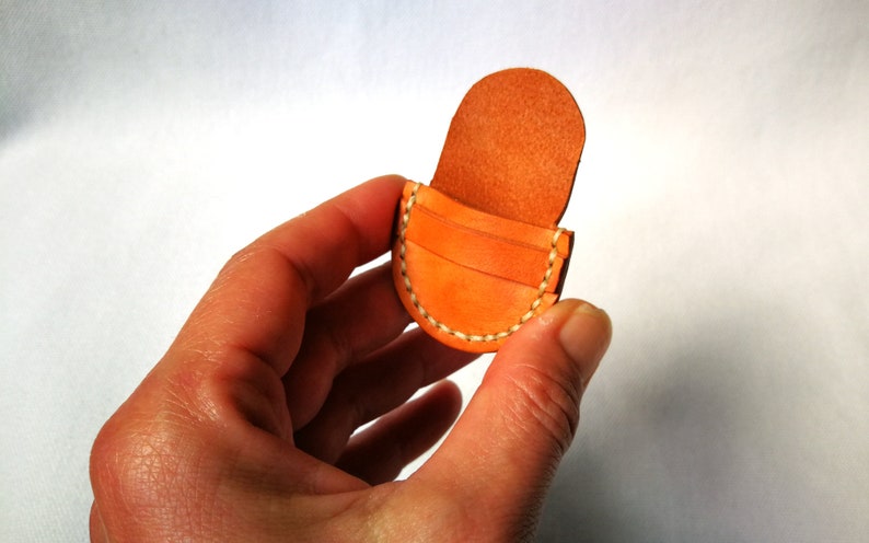 Leather pill box for your pocket, Pocket pill box, Small pill case for the pill of the heart, Tiny pill case, Emergency pill box. image 3