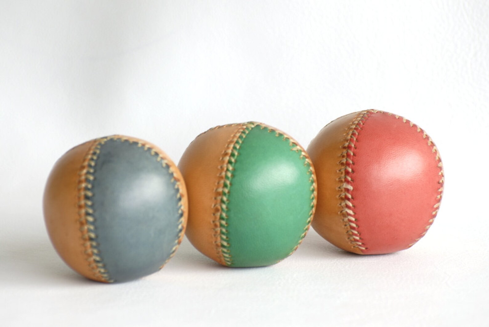 Set De 6 Pelotas De Malabares De 5 Cm – Material De PVC Resistente, Relleno De Mijo Y Arcilla, Ideales Para Principiantes Y Entrenamiento (Diseño Fútbol)