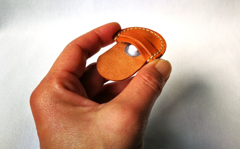 Leather pill box for your pocket, Pocket pill box, Small pill case for the pill of the heart, Tiny pill case, Emergency pill box. image 2