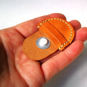 Leather pill box for your pocket, Pocket pill box, Small pill case for the pill of the heart, Tiny pill case, Emergency pill box. image 9