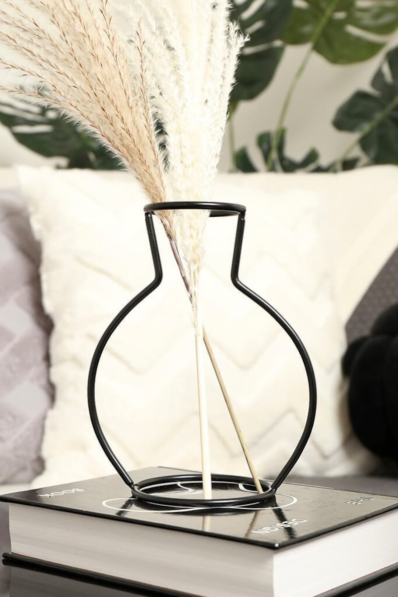 Black Wire Framed Vase, Outline Vase, Line Vase, Art Decor, Black Vase, Metal Flower Vase, Wire Frame Vase, Silhouette Vase, Minimalist image 4