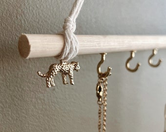 Porte-bijoux léopard, organisateur de bijoux en macramé, porte-collier, cintre de collier, décor léopard, suspension en macramé