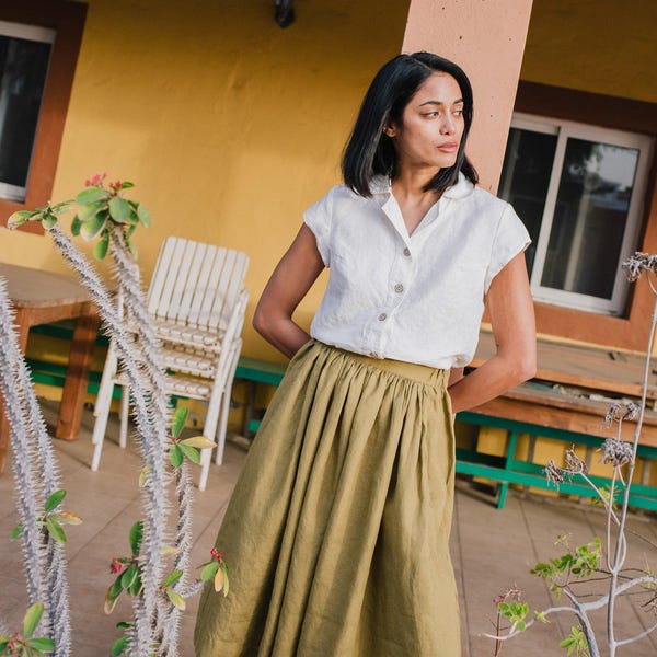 Linen skirt '1950s CITY' / linen midi skirt / a line skirt / skirt with pockets